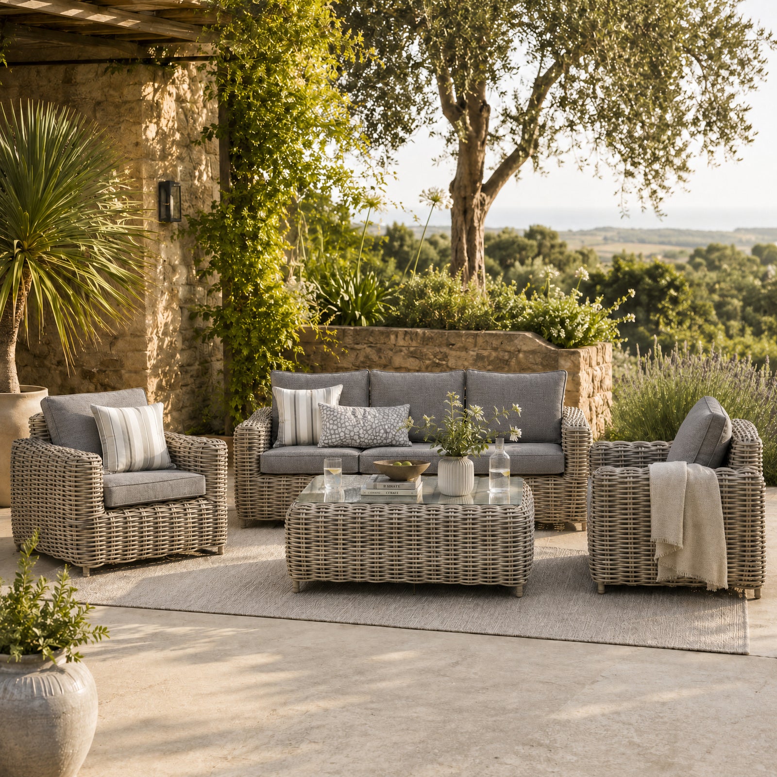 Amalfi Collection Outdoor Five Seater Set