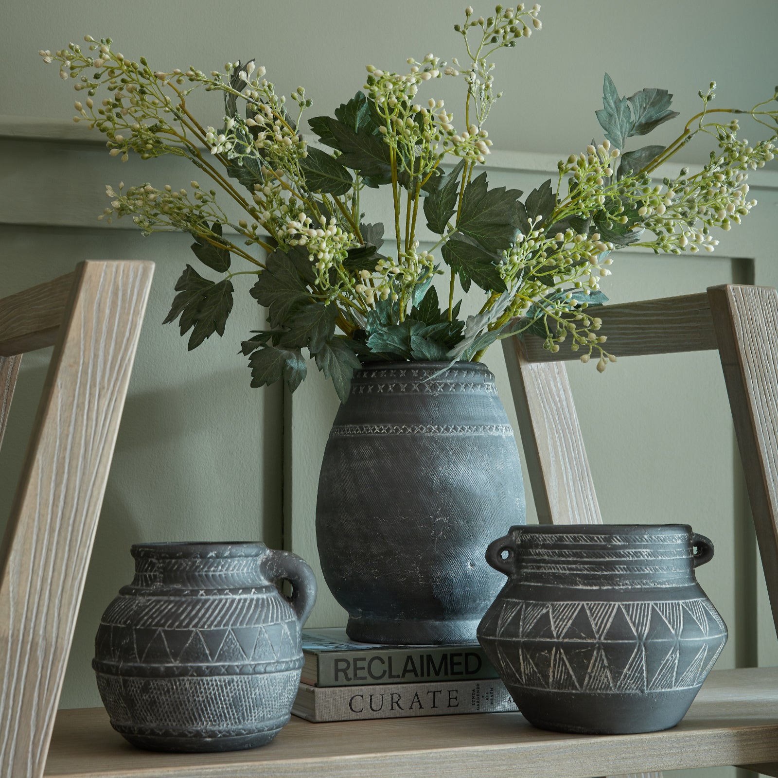 Etched Collection Pot With Handle