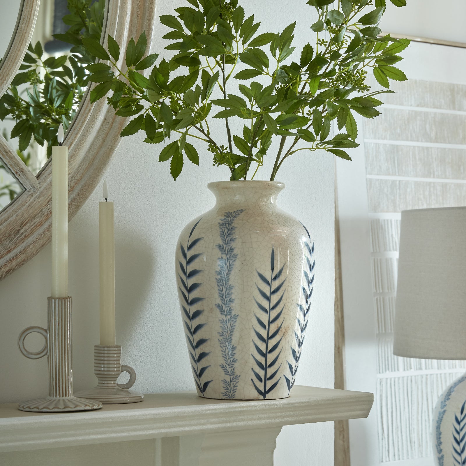 Classic Blue Flora Juniper Vase