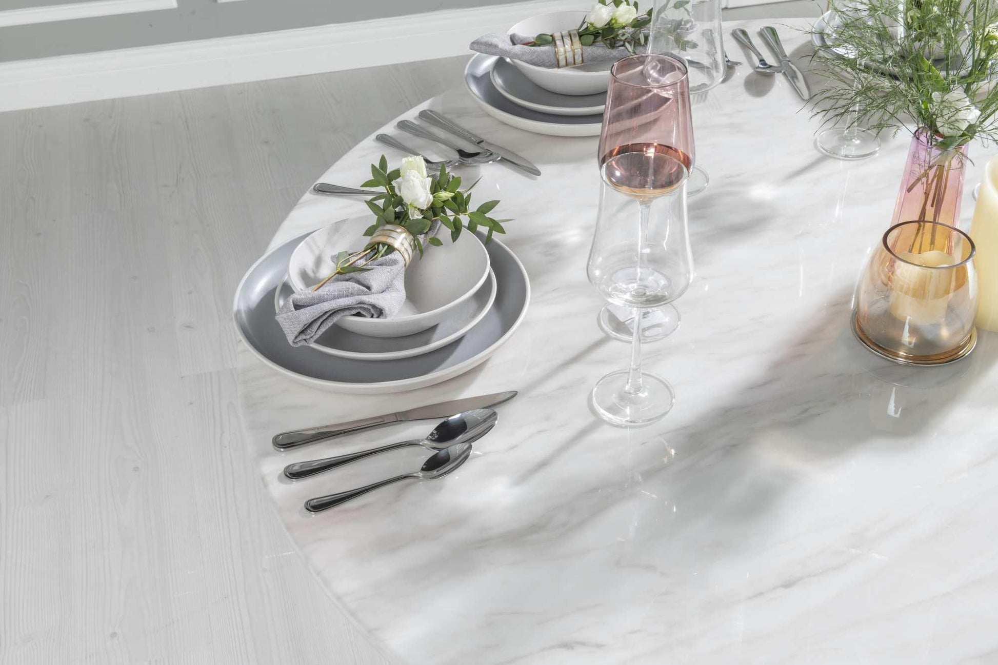 Cannes 130cm White Marble Round Dining Table
